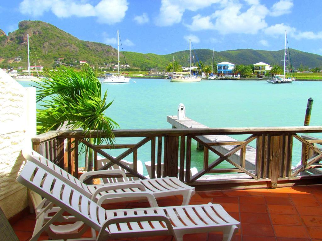 Hbk Villas At Jolly Harbour Extérieur photo